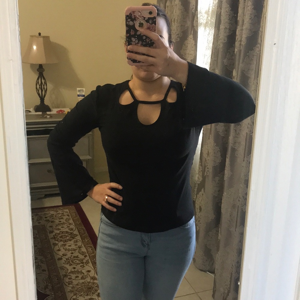 Black cut out bell sleeve long sleeve top